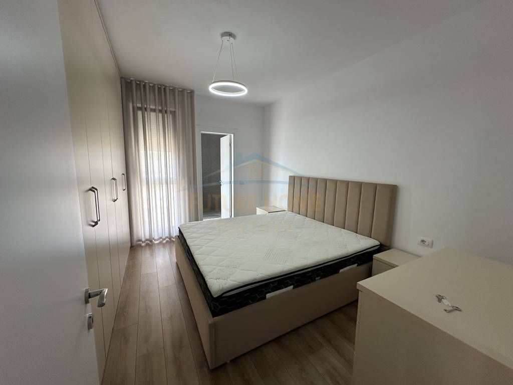Qera, Apartament 2+1+2, Univers City