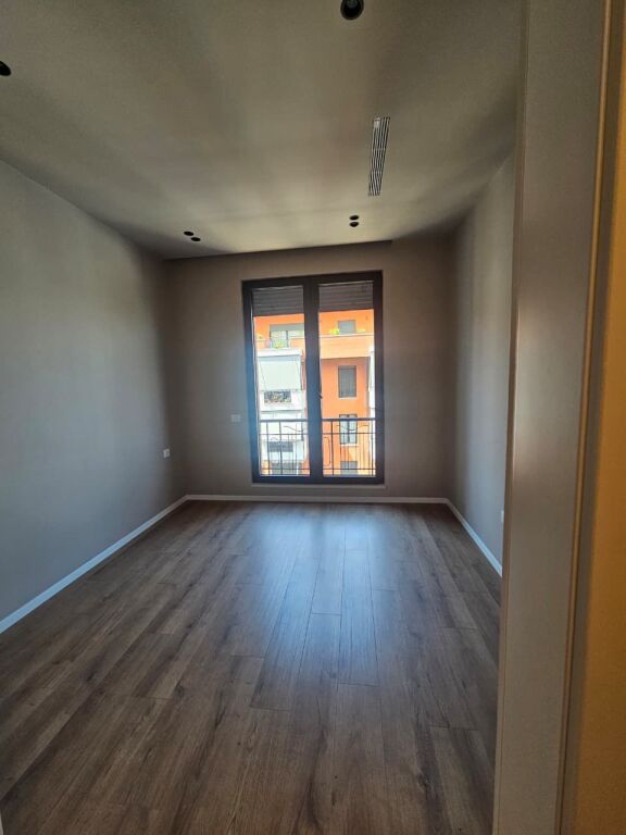 🏡 JEPET ME QIRA APARTAMENT 2+1+2 – KOMPLEKSI DELIJORGJI