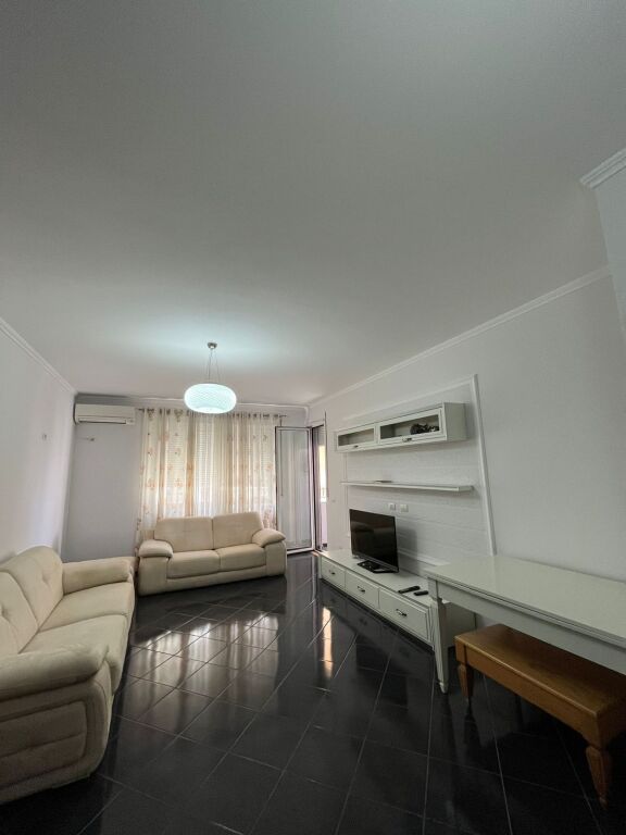 For rent 2+1+2 and parking for 500 €