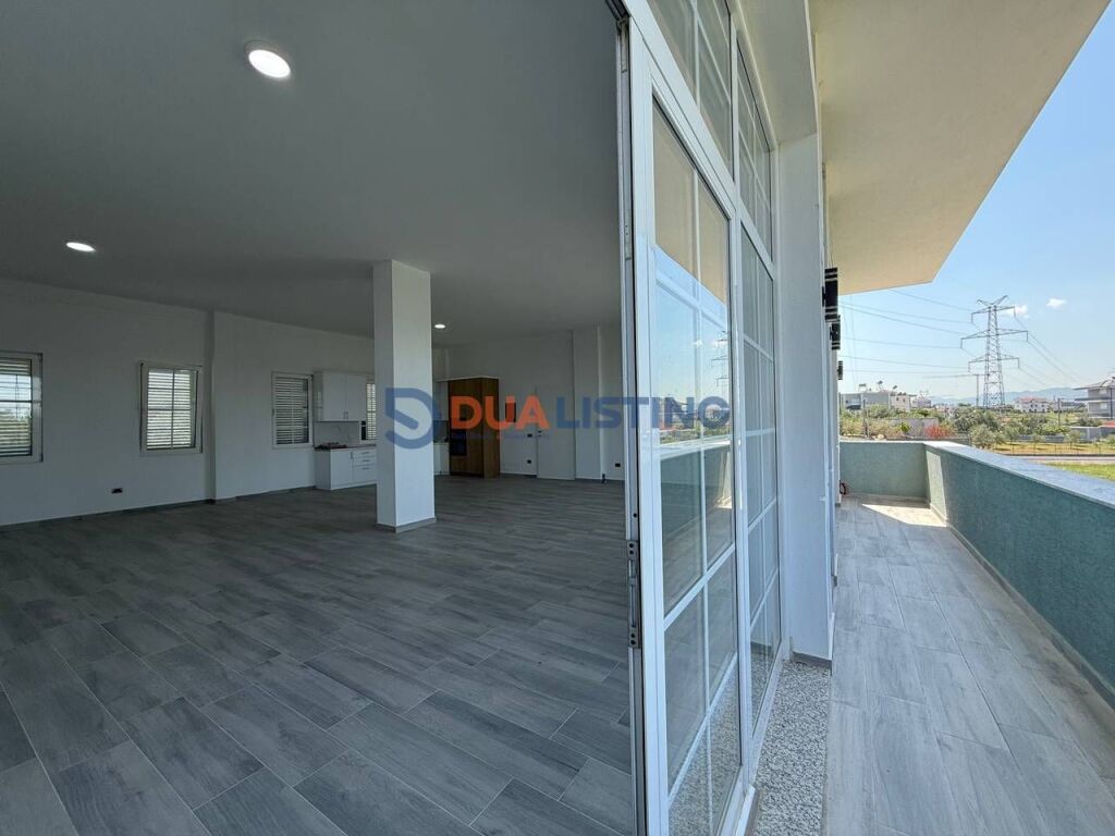 Japim me qira Apartament 4+1 per banim ose zyra ne Paskuqan!