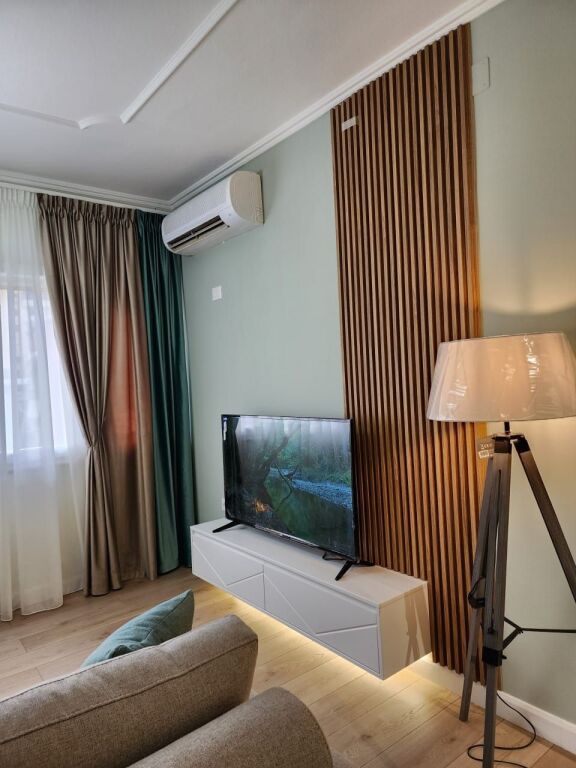 Apartament 2+1 Komuna Parisit prane Kristal Center
