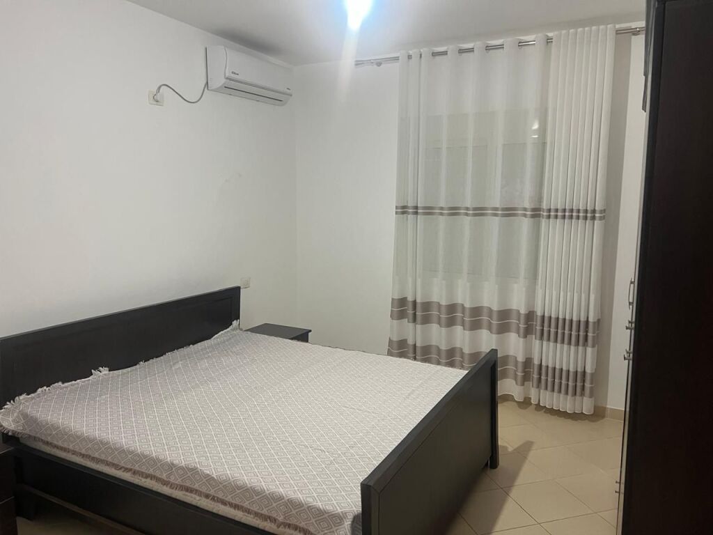2+1 apartment for rent – Shkëmbi i Kavajës!