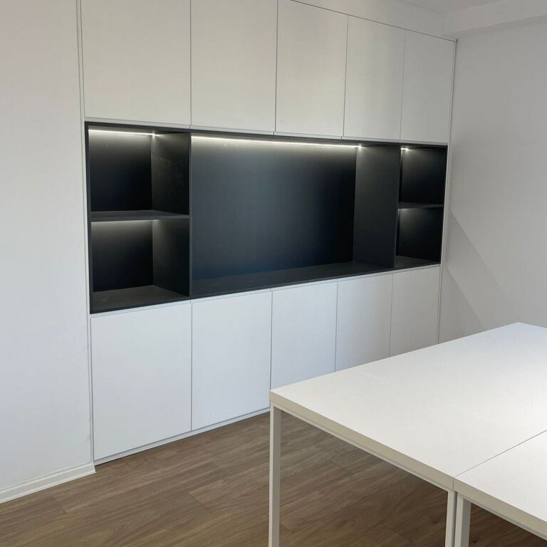 🏢✨ UFFICIO IN AFFITTO – GARDEN BUILDING, VIA KAVAJËS ✨🏢
