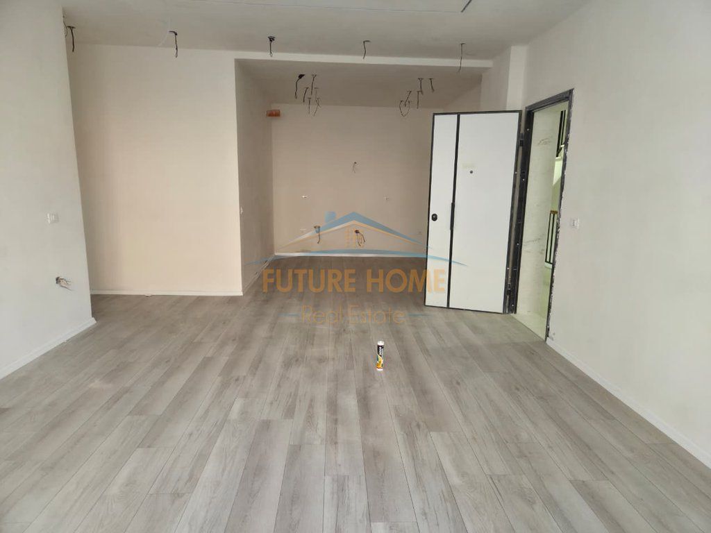 For sale 2+1+2, Elbasan Street. AREA62390