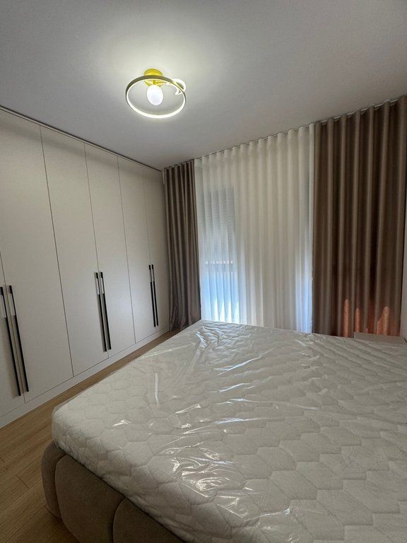 NEW BOULEVARD – 1+1 APARTMENT FOR RENT IN THE NDREGJONI COMPLEX!