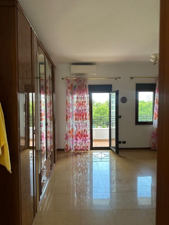 Super Penthouse 3+2 me Qira tek DOWNTOWN