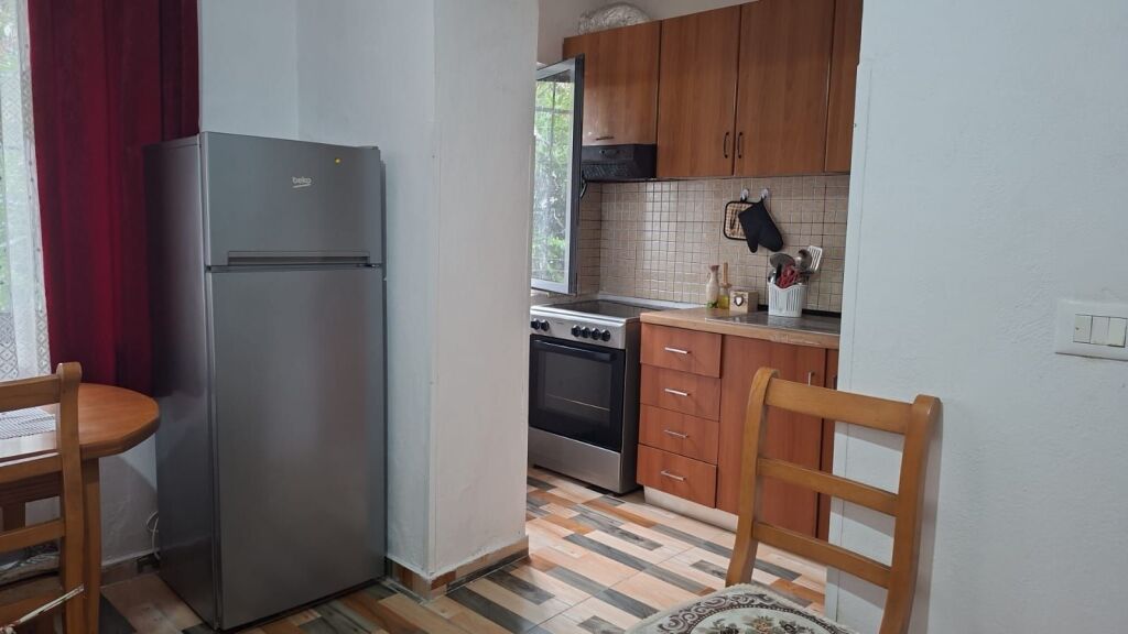 Rent | Apartament 2 + 1 | Shkolla e Bashkuar | 500 €/month