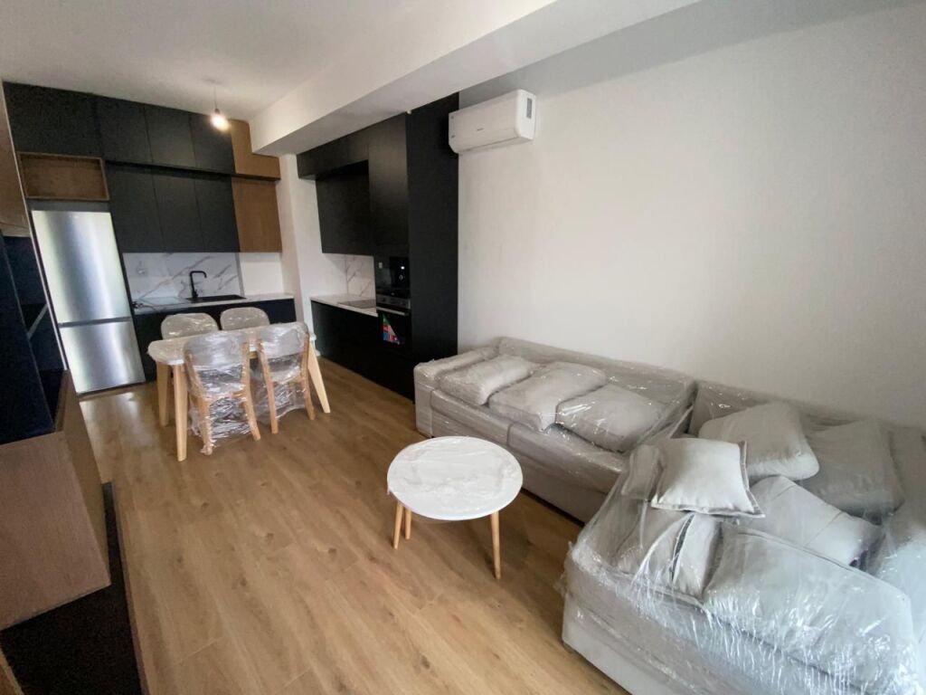 Rent | Apartament 1 + 1 | Mangalem 21 | 450 €/month