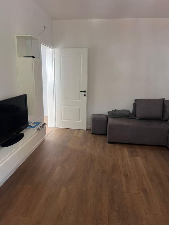 Shitet apartament 1+1 në Laprakë për 129 000 €