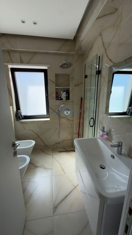 Qera, Apartament 2+1 + Post Parkimi, Kodra e Diellit , Tirane