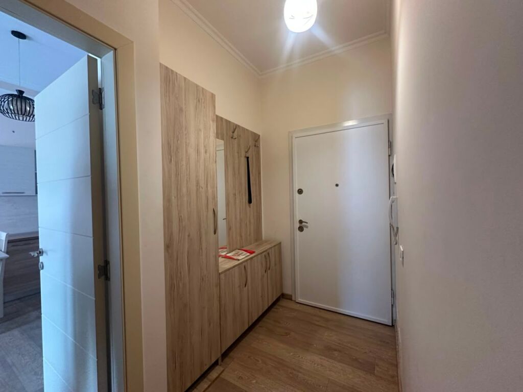 Apartament 2+1+Parkime me qera prane Square21