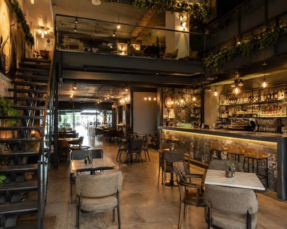 Affittasi Bar-caffè/ Ristorante del valore di 1.000 € al mese a Lapraka