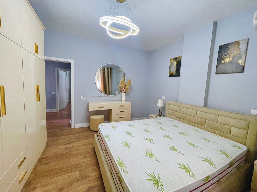 Qera, Apartament 2+1, Ish Parku i Autobuzave, Tirane.