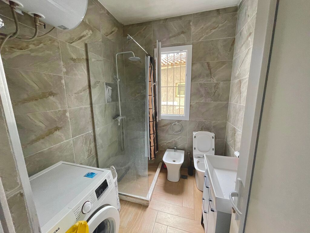 Qera, Apartament 2+1, Ish Parku i Autobuzave, Tirane.