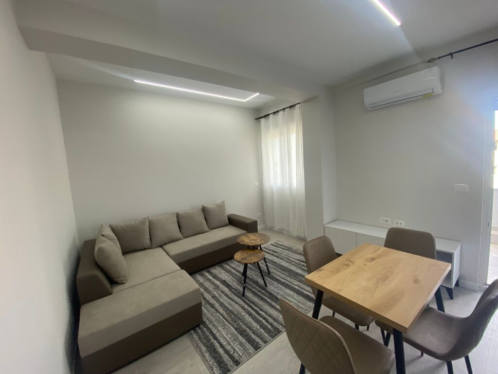 Apartment 1+1+ parking space Kodra e Priftit !