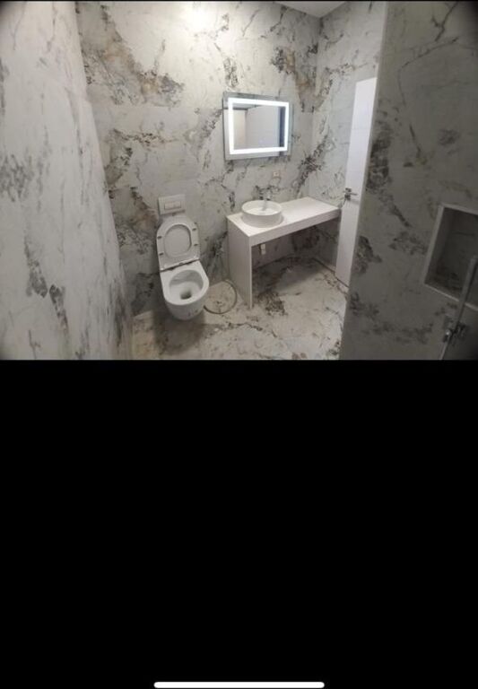 APARTAMENT 2+1. 60000 LEKE.FRESK