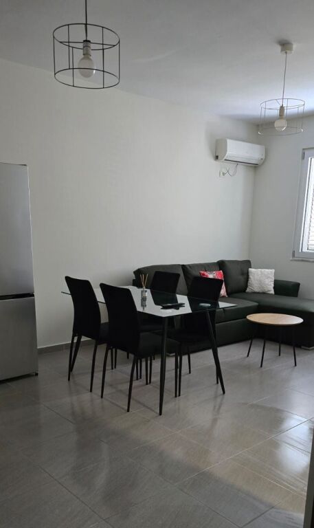 Affitto | Appartamento 1 + 1 | Comune di Parigi | 520 €/mese