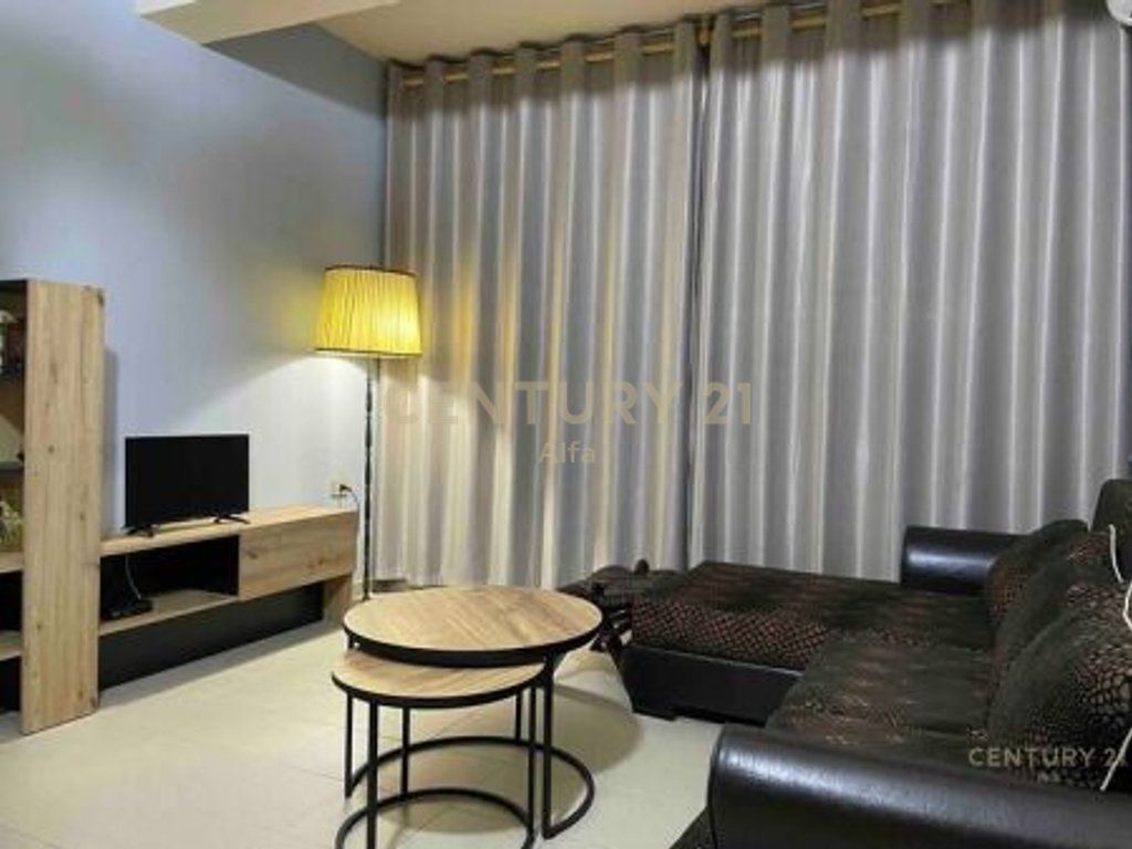 Apartment 1+1+ separate kitchen at Bulevardi Zogu i Pare!