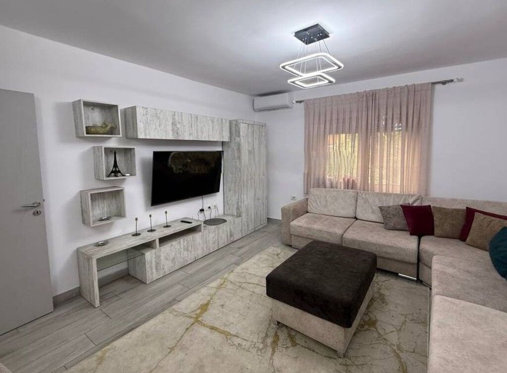 SHKOLLA E BALETIT, JAPIM APARTAMENT 2+1 PER QIRA