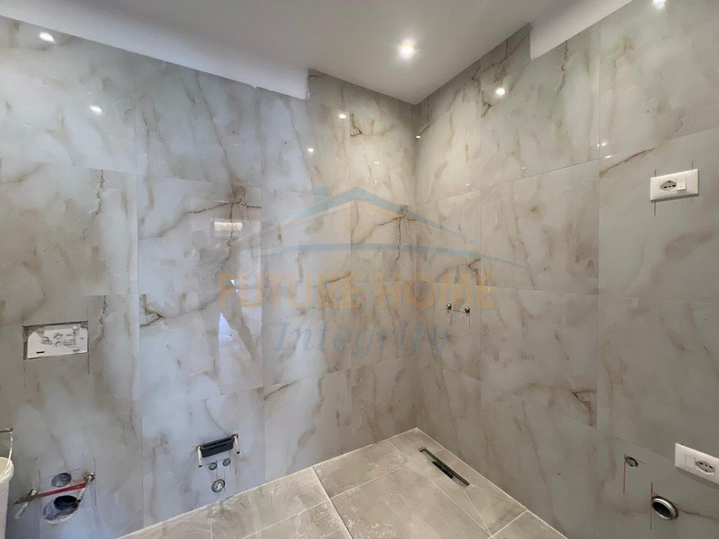 In vendita, Appartamento 2+1, Porcelan, Tirana. 170.000 €