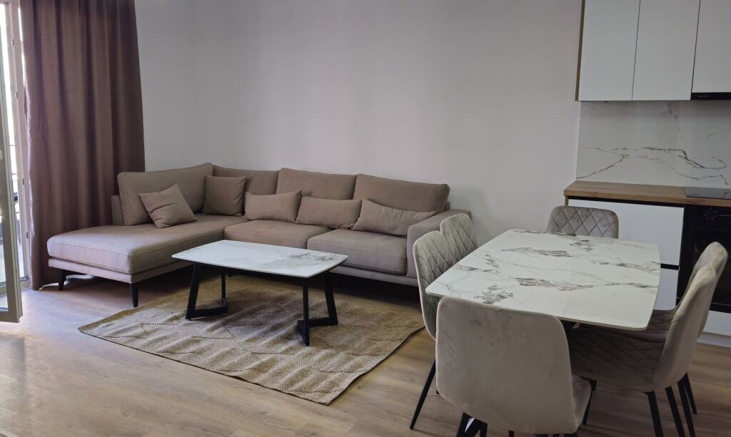 📌Apartament 2+1+2 me Qira – Kompleksi Aura, Rruga Dritan Hoxha