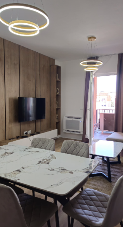Jepet me Qira Apartament 2+1+2  Kompleksi Aura, Rruga Dritan Hoxha