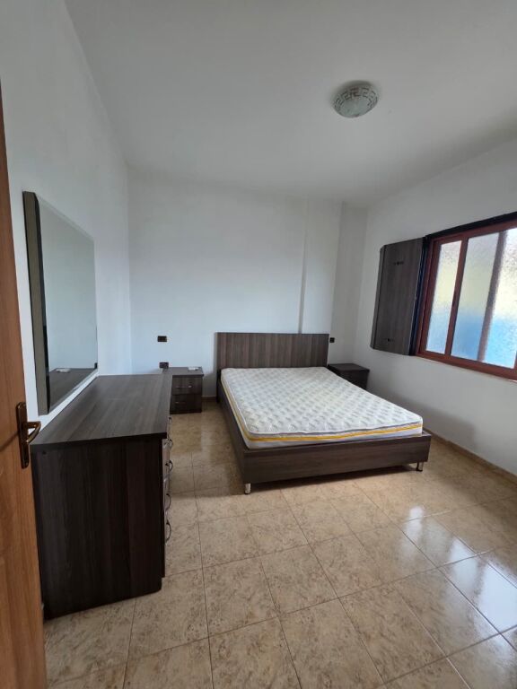 AFFITTASI APPARTAMENTO 2+1+2 BAGNI, NUOVO SAUK, TIRANA