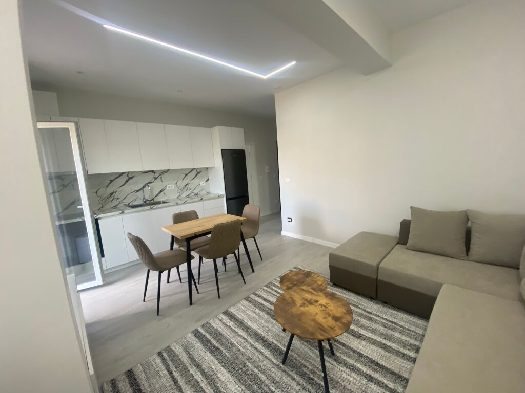 Apartment 1+1+ parking space Kodra e Priftit !