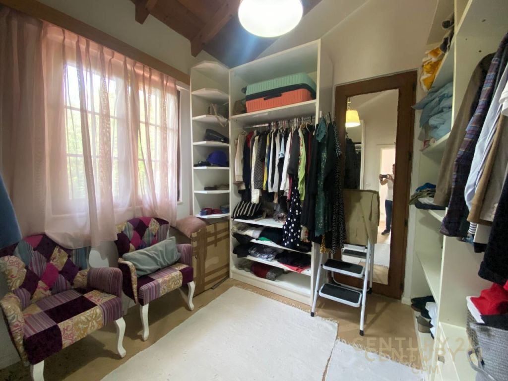VENDIAMO VILLA INDIVIDUALE IN UN COMPLESSO A VISHNJE
