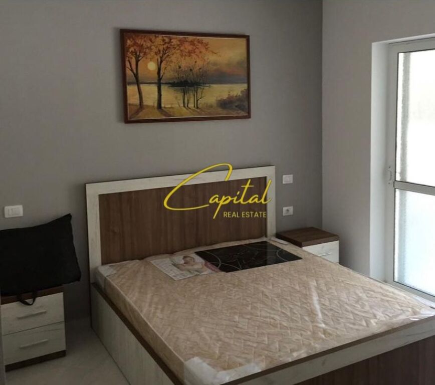 MONOLOCALE IN AFFITTO 40 M2 VIA FORTUZI 45.000 LEKE