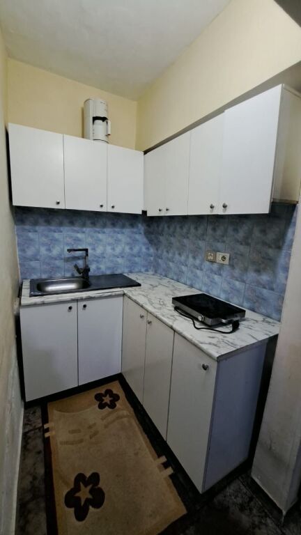 Apartament 1+1 me qera tek Ish Parku ne Rrugen e Kavajes