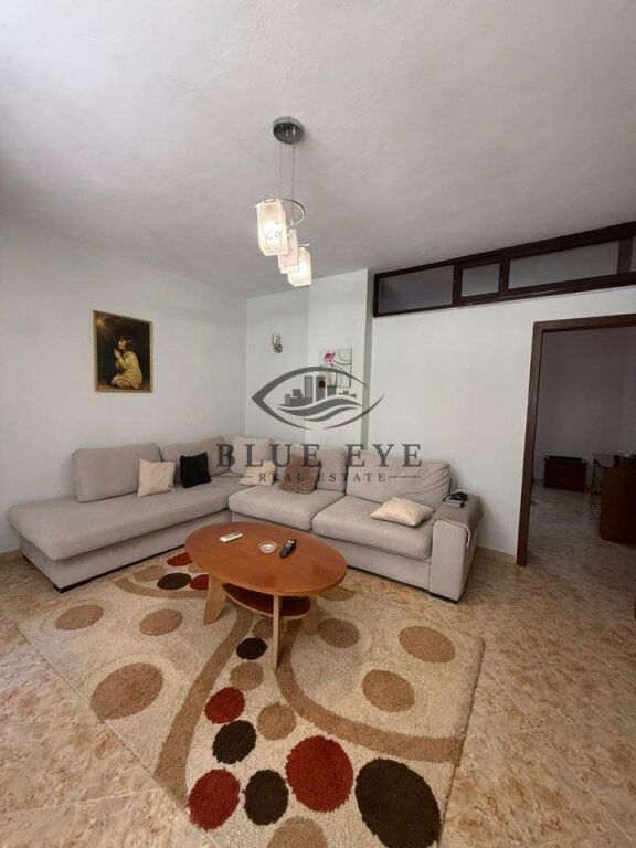 Apartment 1+1 for rent near the Court!