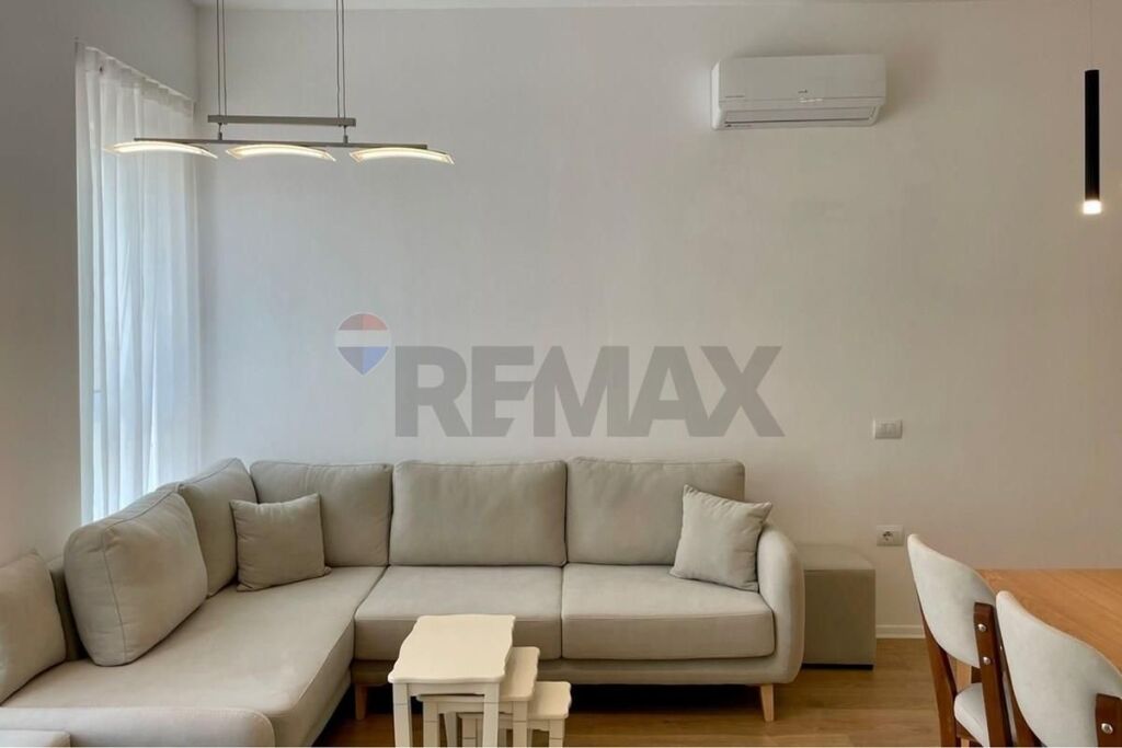 For rent 1+1 at Kontakt (SIRI Complex)