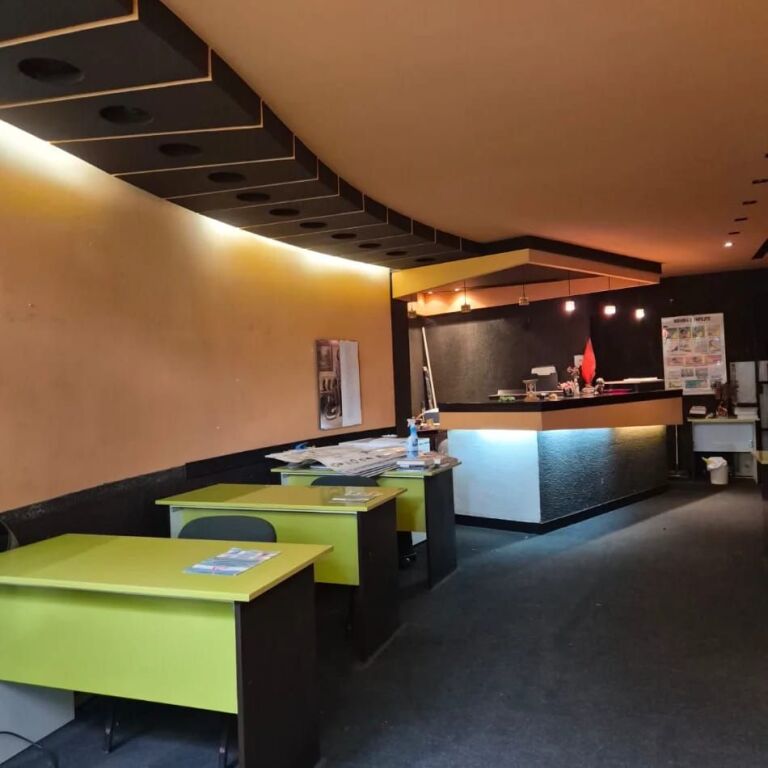 LOCALE UFFICIO IN AFFITTO, MYSLYM SHYRI