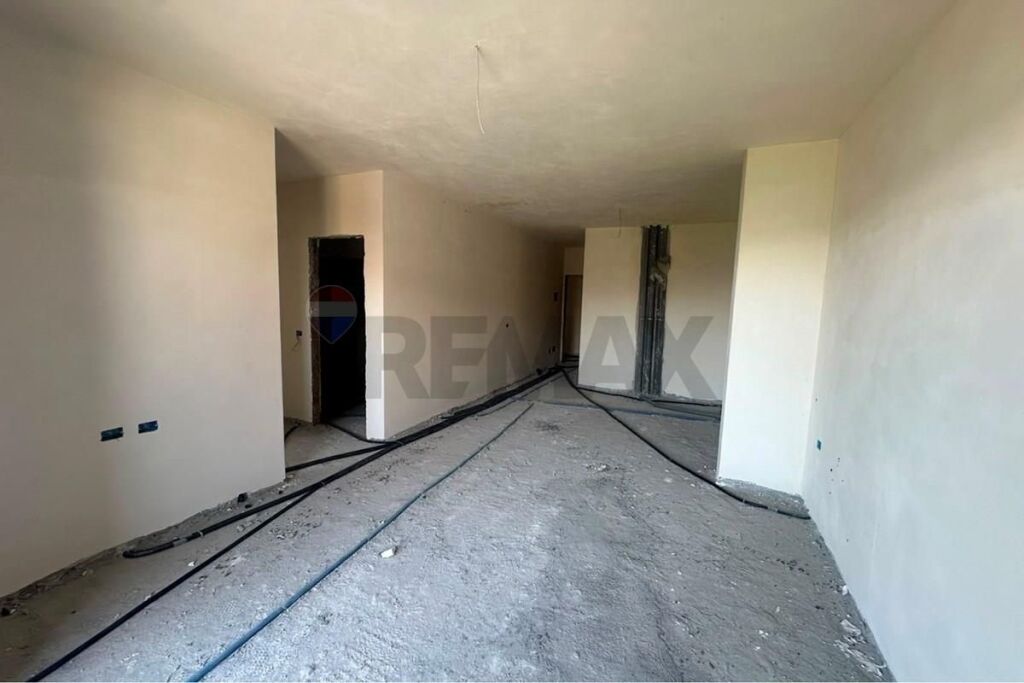 Apartament 1+1 ne Shitje Paskuqan
