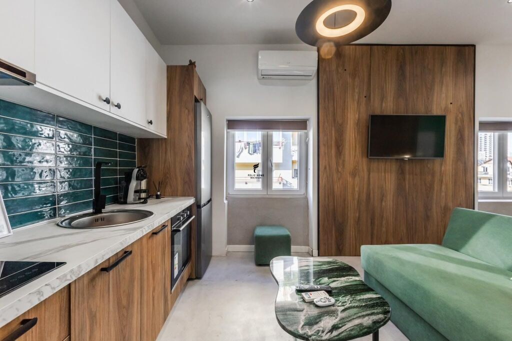 MONOLOCALE IN AFFITTO 40M2 SHALLVARET 58.000 LEKE FH-81692