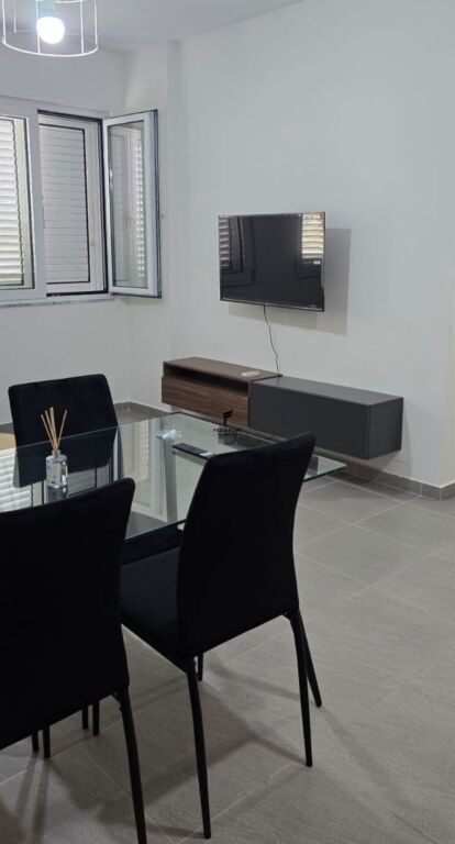 APARTAMENT ME QERA 1+1 KOMUNA E PARISIT 55.000 LEKE  FH-81748