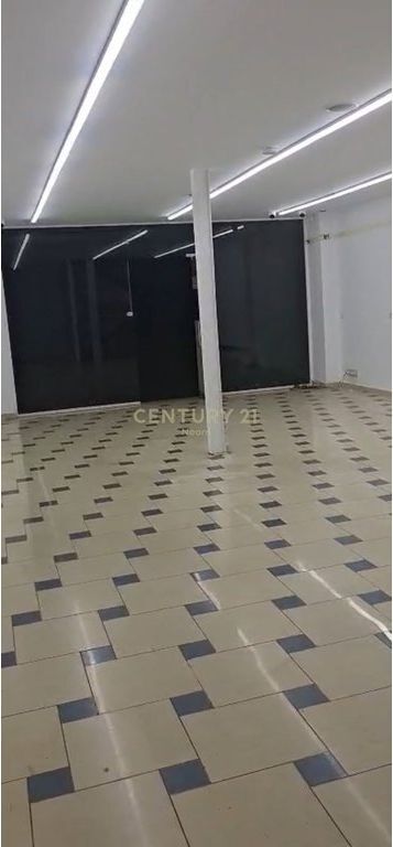 🏢 Ambient Komercial Duplex për Qira | Myslym Shyr, Tiranë
