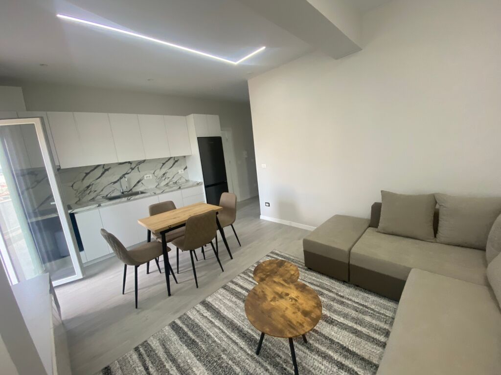 Apartment 1+1+ parking space Kodra e Priftit !
