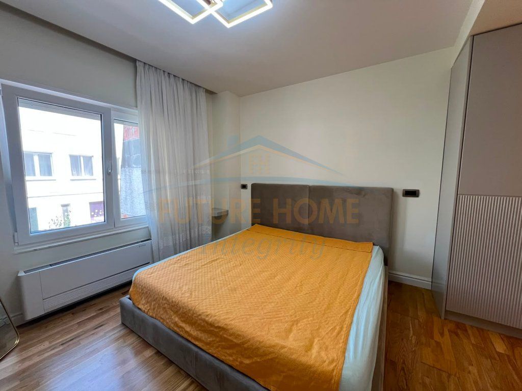 In vendita, Duplex 3+1+3+Veranda, Residenza Kodra e Diellit 2, Tirana.