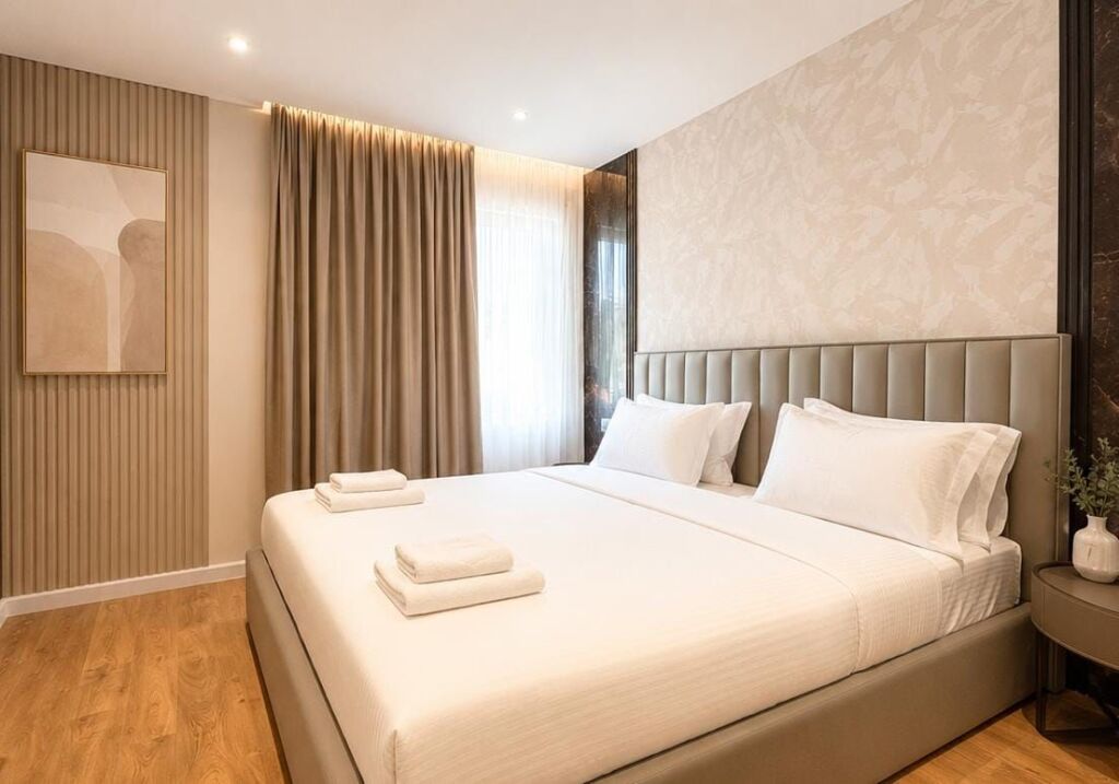 Komuna e Parisit, jepet me qera apartament modern 2+1+2!!