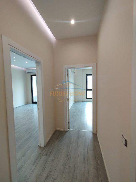 Affitto, Locale Commerciale, Complesso Square 21, Tirana