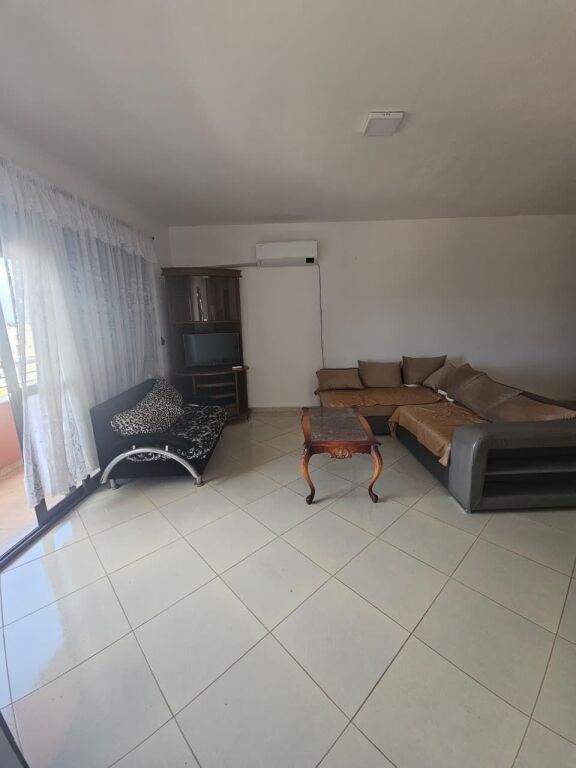 Appartamento 2+1 in Affitto – Zona Galaktiku, Durazzo