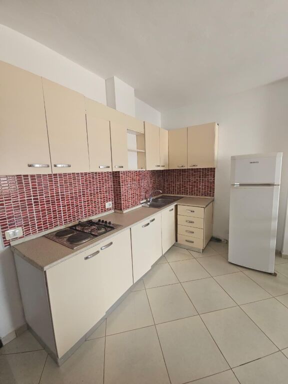 Appartamento 2+1 in Affitto – Zona Galaktiku, Durazzo