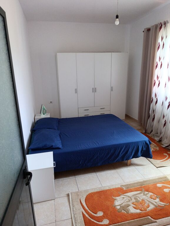 Affitto | Shtëpi private 1 + 1 | Rruga 5 Maji | 350 €/mese