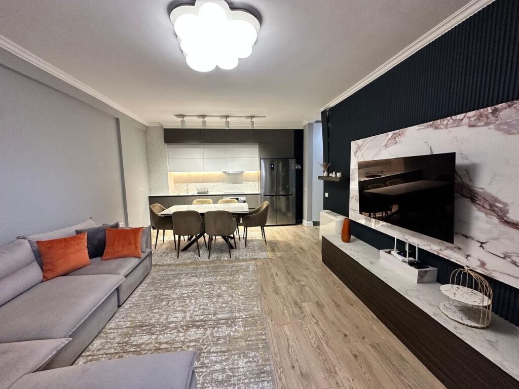 FOR RENT 1+1+ 2 Parking spaces,Dry lake.