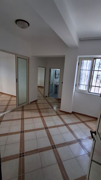 🏡 Apartament 2+1 me qira pranë Markatës!