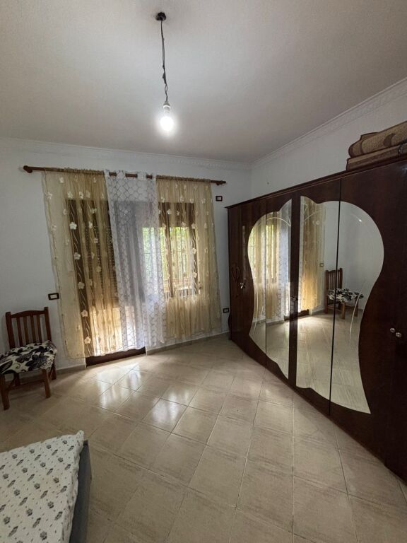 Apartment 2+1+parking for rent in Fresk near Bamir Topi's Villa