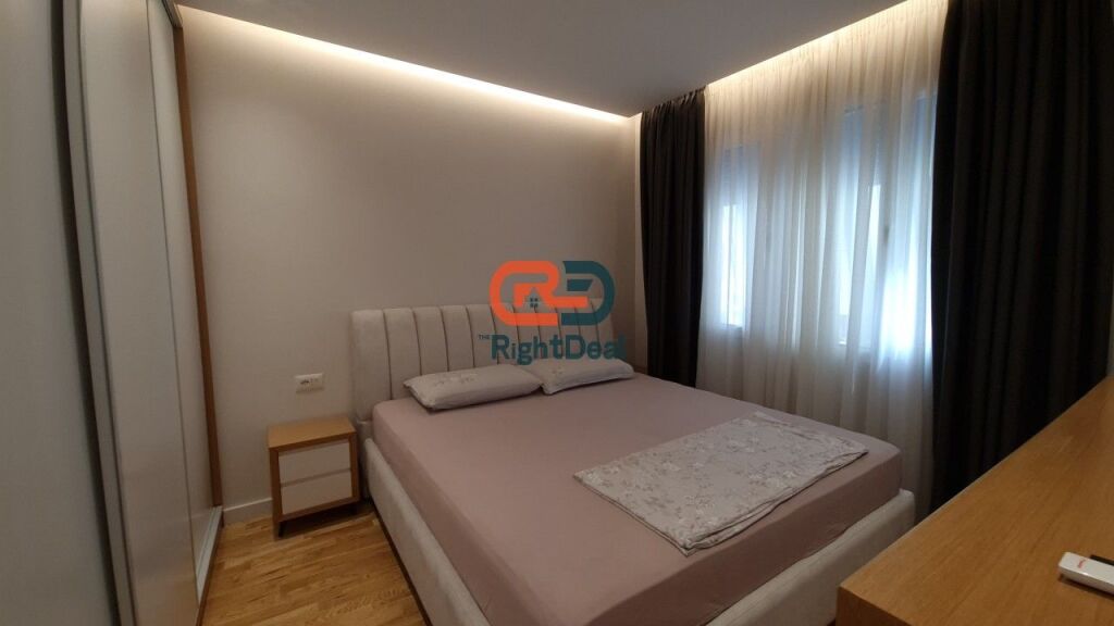 Tek Rruga E Kavajes, Jepet Me Qira Apartament 1+1, I Mobiluar Totalisht !!! - Widok 2
