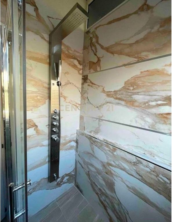 Apartment 1+1+ separate kitchen at Bulevardi Zogu i Pare!